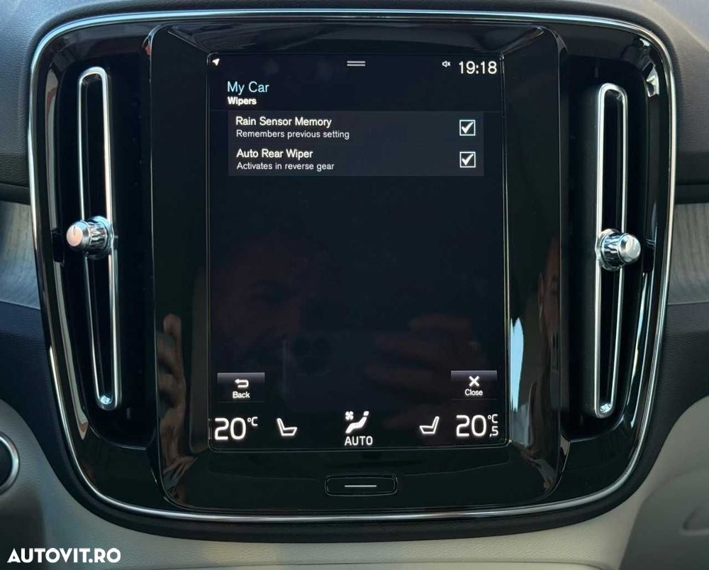 Volvo XC 40 - 38
