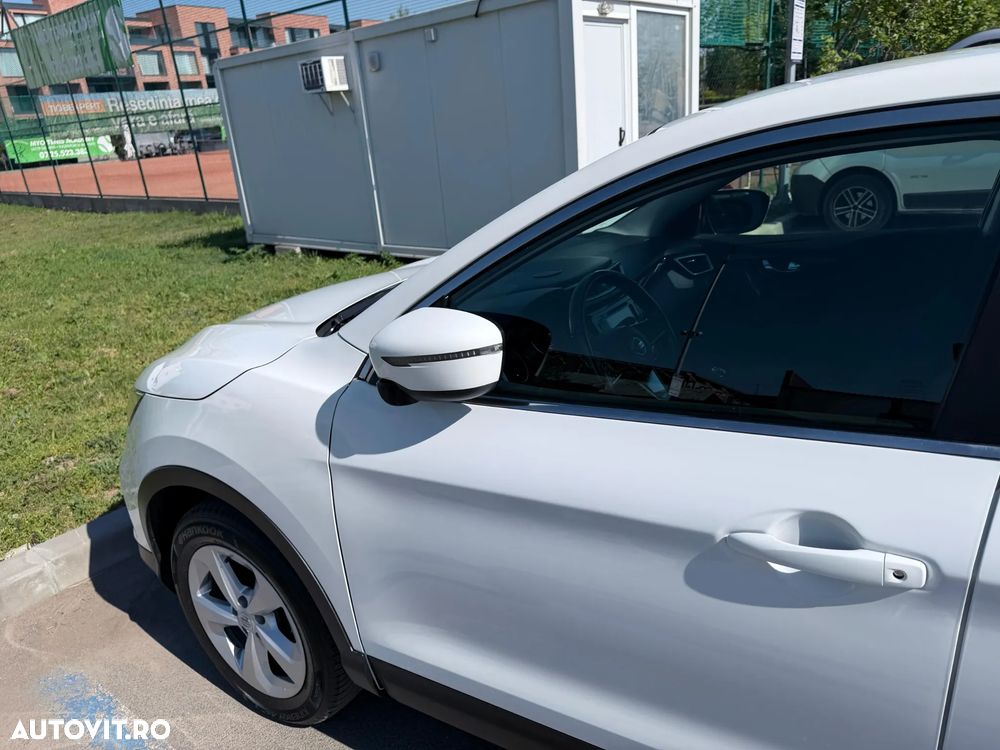 Nissan Qashqai 1.3 138CP 2WD Acenta - 40