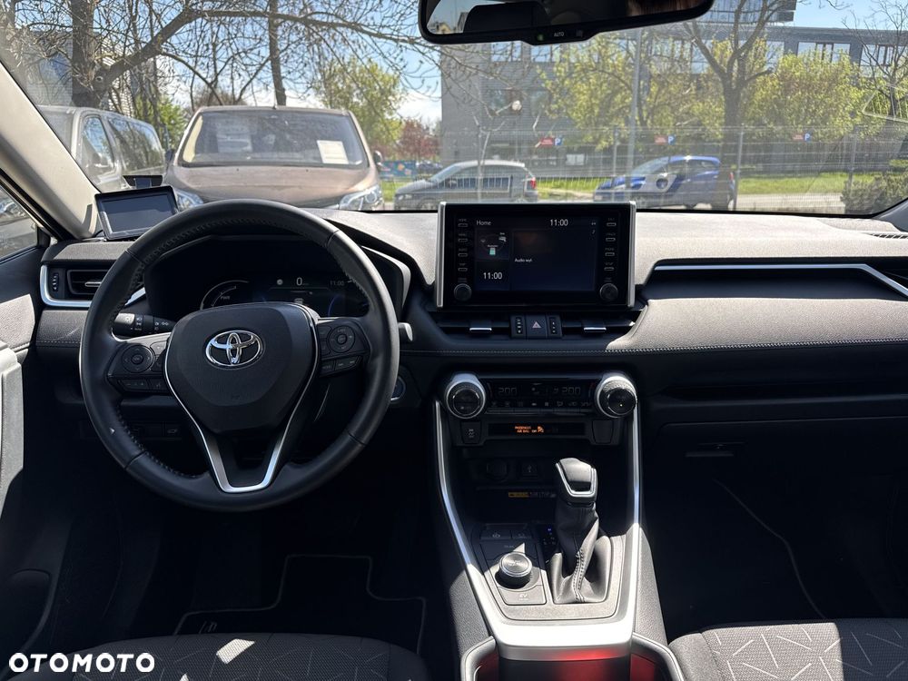 Toyota RAV4 - 11