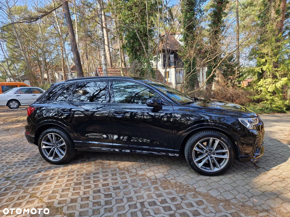Audi Q3 40 TFSI Quattro S-Line S tronic - 3