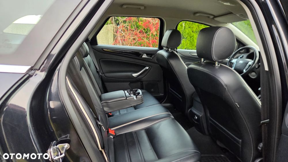 Ford Mondeo 2.0 TDCi Titanium X - 22