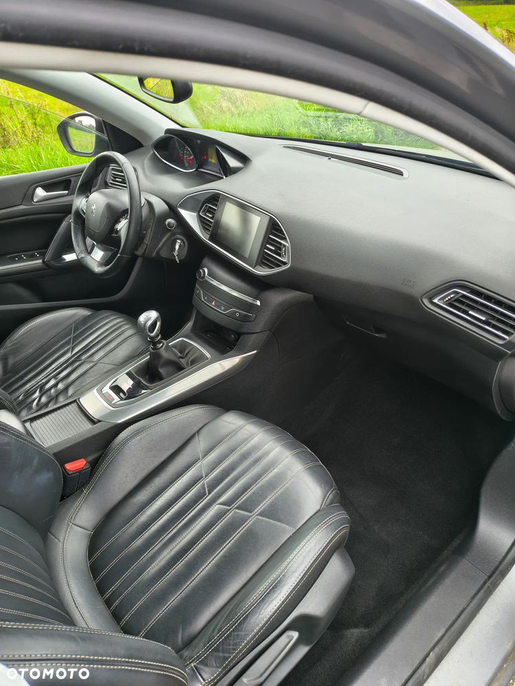Peugeot 308 2.0 Blue HDi Allure S&S - 7