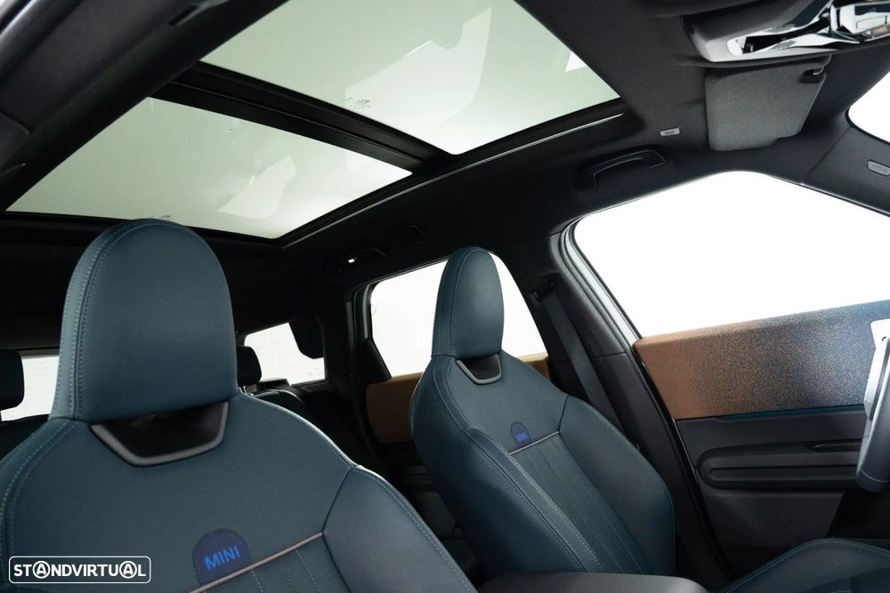 MINI Countryman S Favoured L - 30