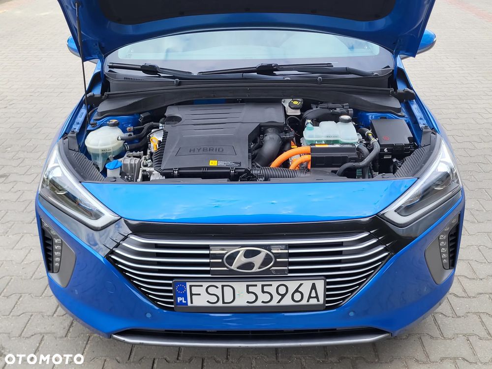 Hyundai IONIQ Hybrid Platinum - 38