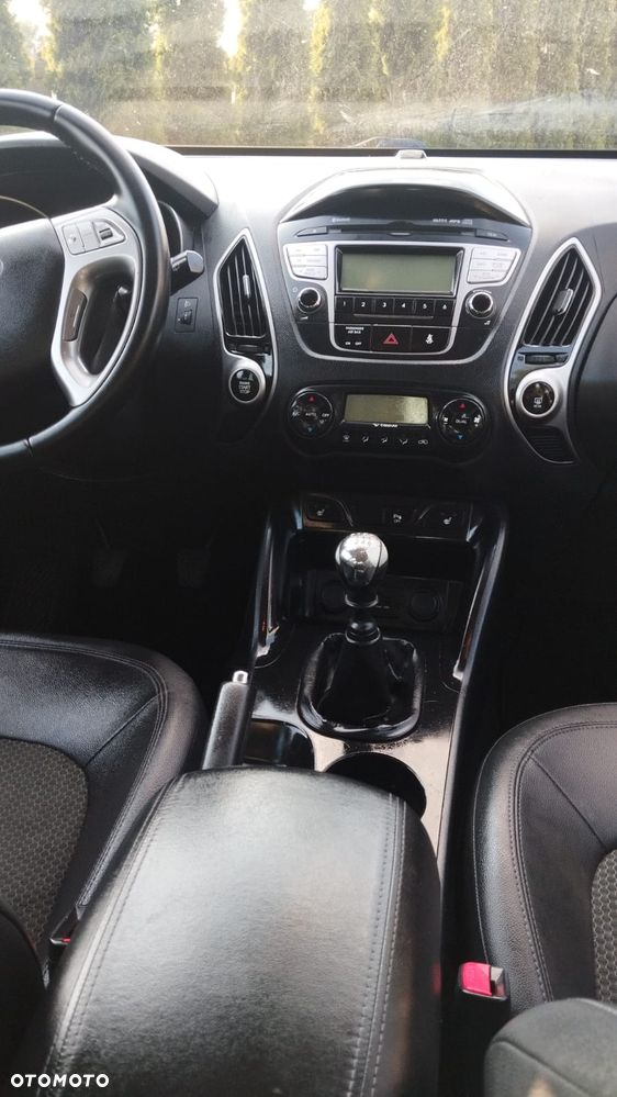 Hyundai ix35 1.7 CRDi Comfort 2WD - 24
