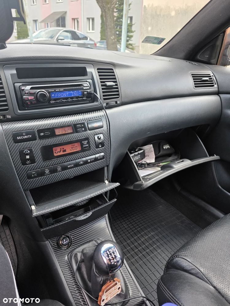 Toyota Corolla 1.8 VVTL-i TSport - 17