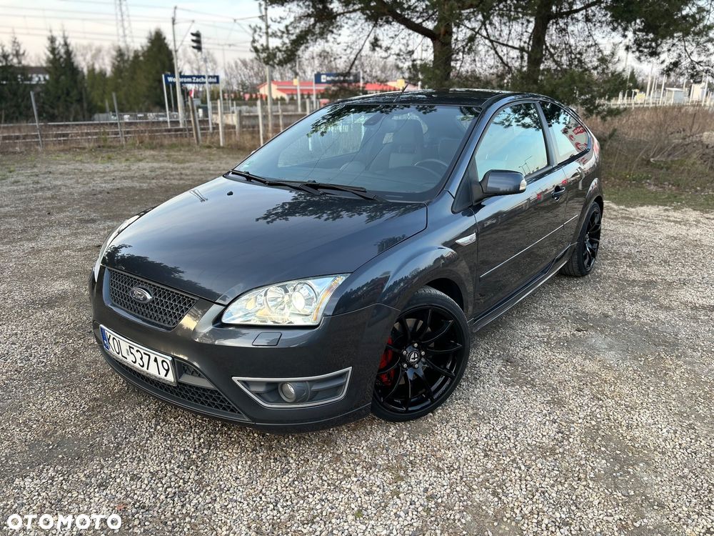 Ford Focus ST - 32