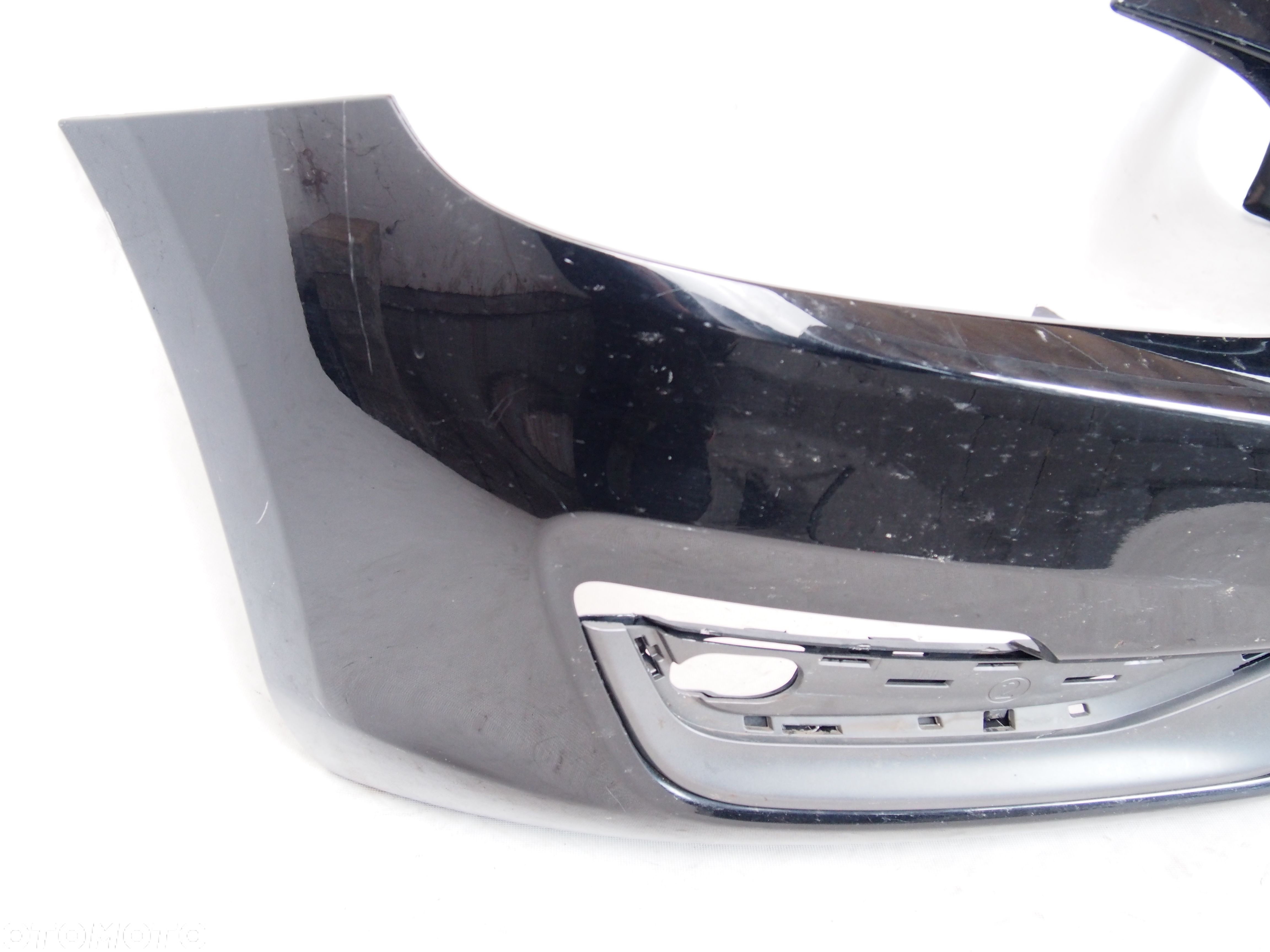 Volvo V70 13r FL Zderzak przod przedni v 70 2013 Lift - 2