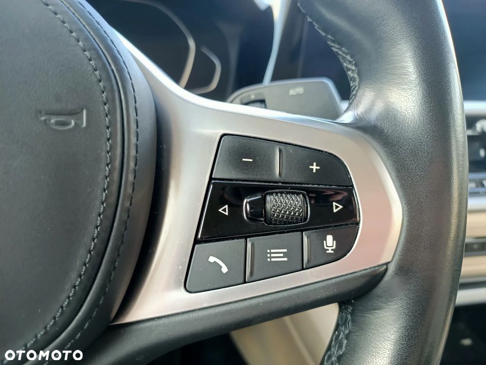 BMW Seria 3 318i Advantage - 16