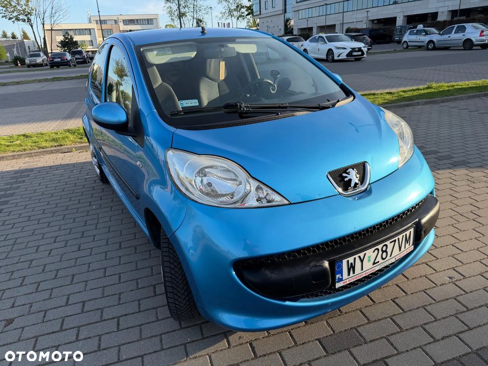 Peugeot 107 1.0 Trendy 2-Tronic - 4