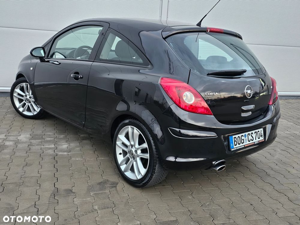 Opel Corsa 1.4 16V Sport - 4