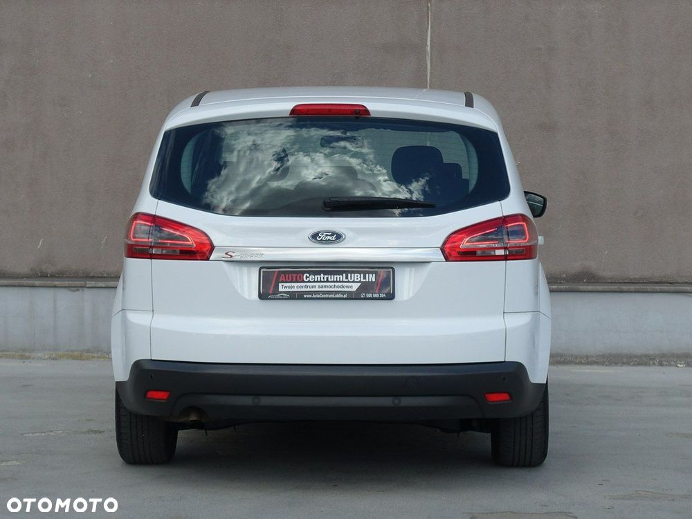 Ford S-Max - 9
