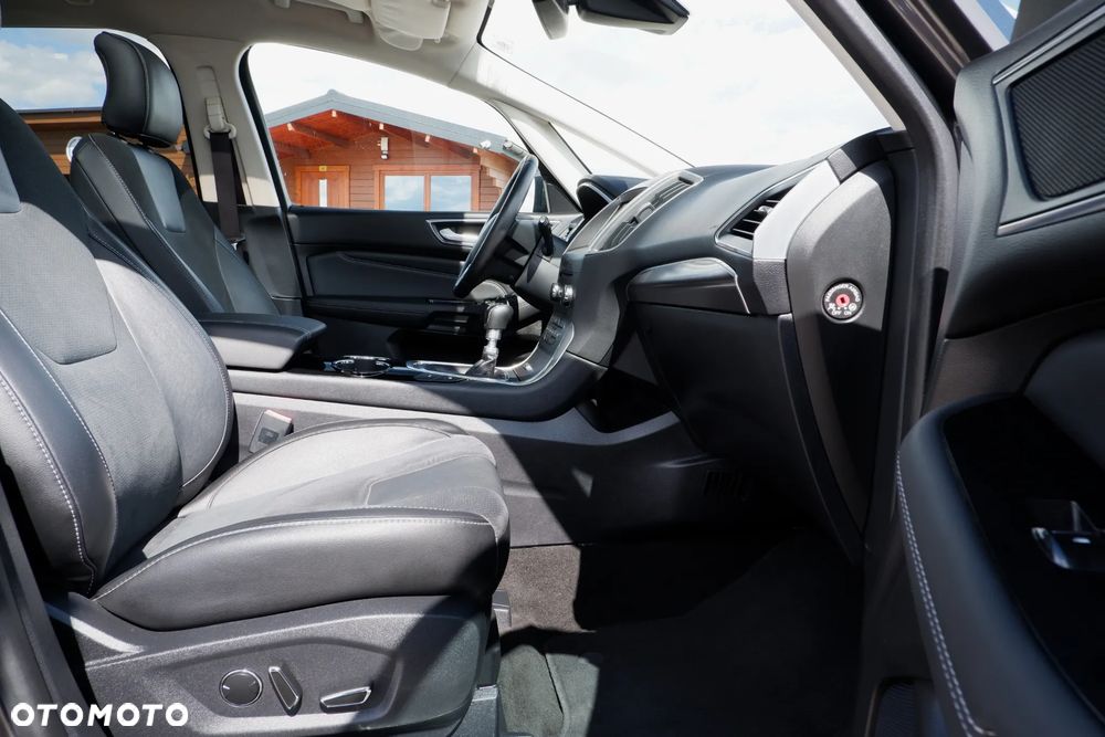 Ford S-Max 2.0 TDCi Titanium - 9
