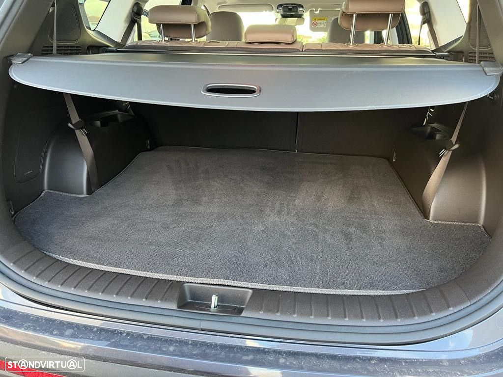 Hyundai Santa Fe 2.2 CRDi Vanguard+Luxury Pack - 34