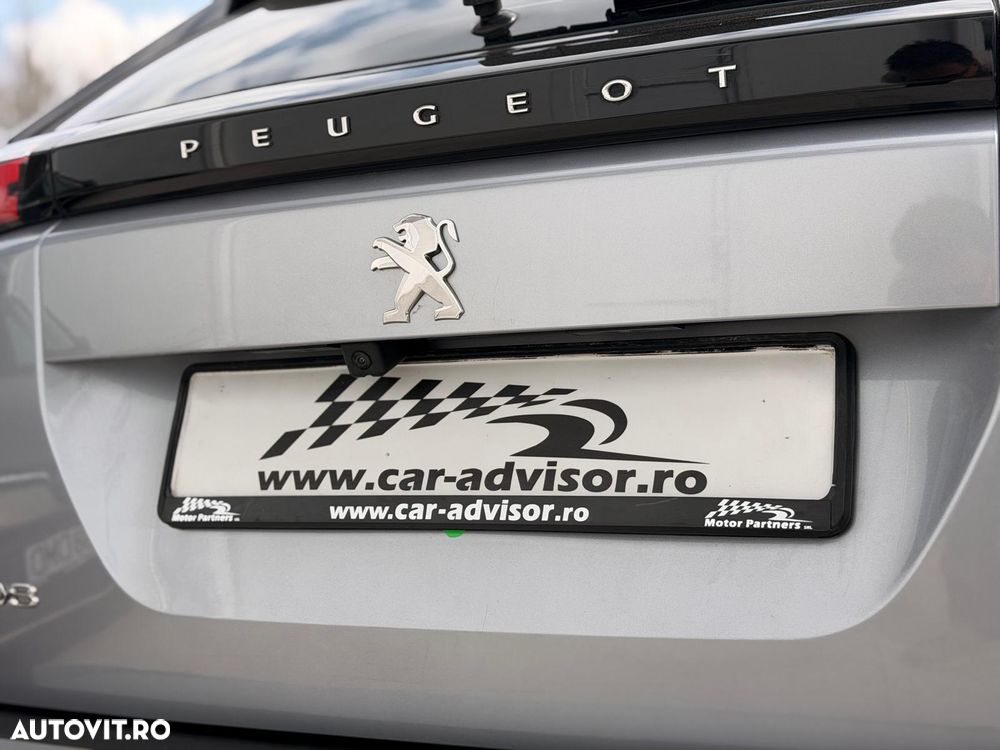 Peugeot 2008 1.2 L PureTech STT EAT8 Allure - 19