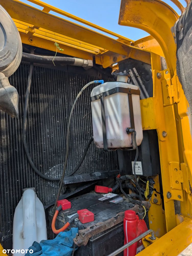JCB Js145w - 25
