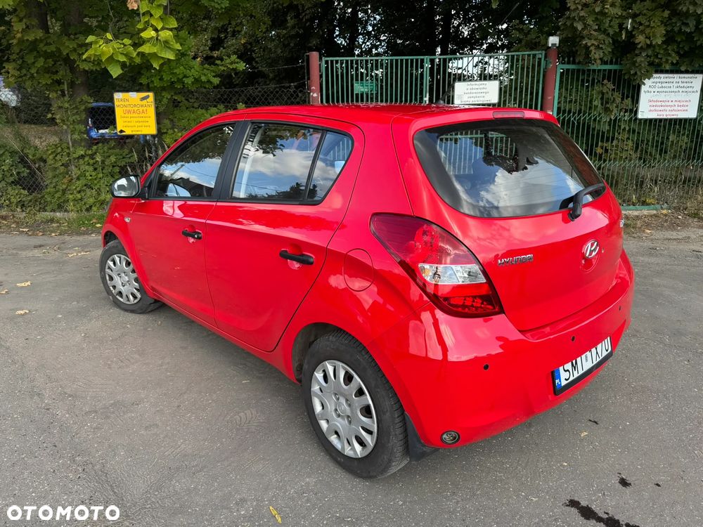 Hyundai i20 1.4 Comfort EU5 - 8
