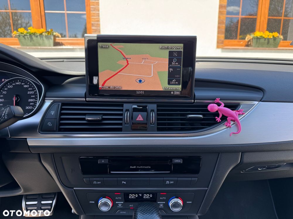 Audi A6 Avant 2.0 TDI Ultra S tronic - 24