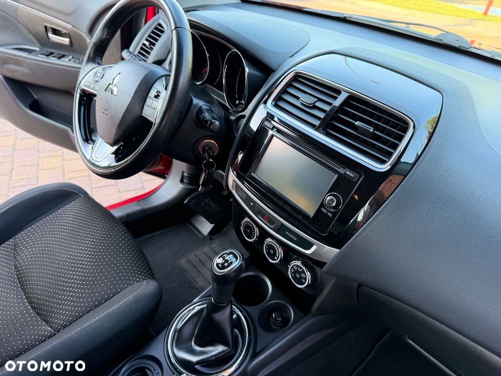Mitsubishi ASX 1.6 Intense Plus Navi Blue Edition - 19