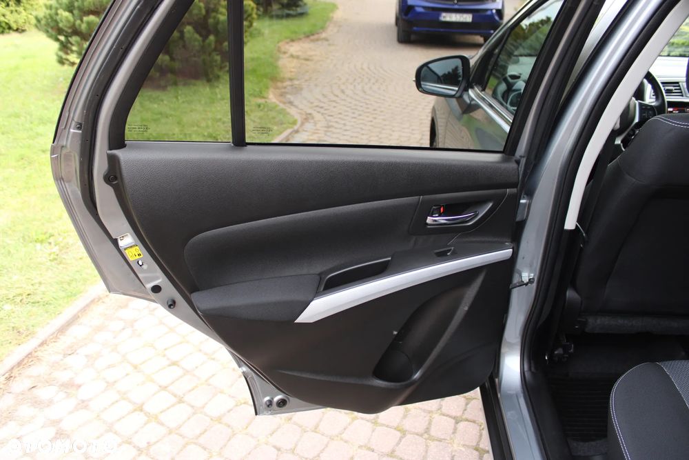 Suzuki SX4 1.6 Premium 4WD - 18