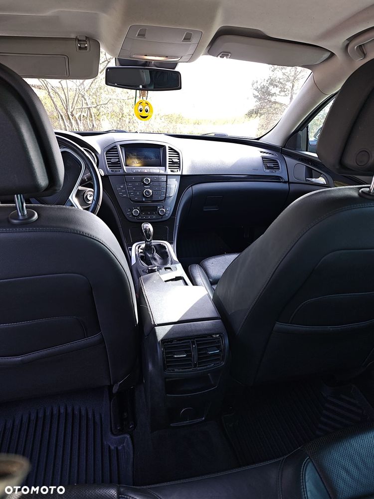 Opel Insignia 1.8 Sport - 10