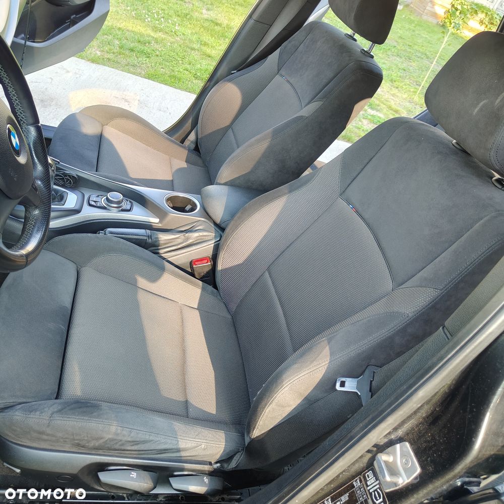 BMW X1 xDrive20d - 12