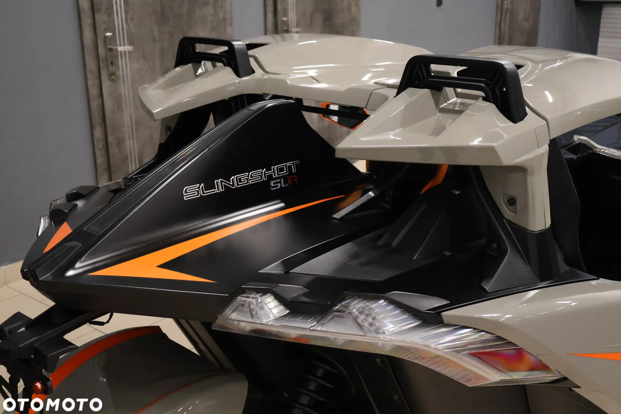 Polaris Inny - 15