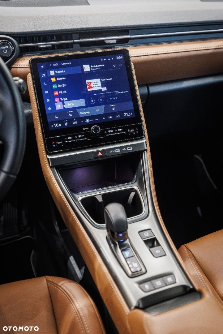 Lexus LBX - 23