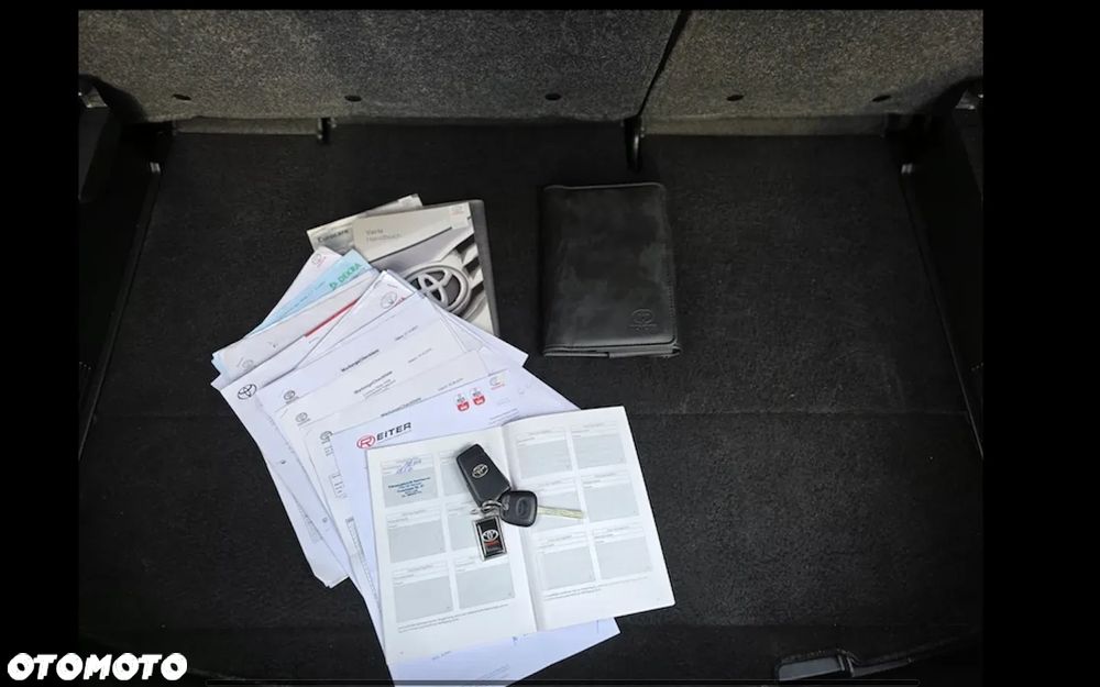 Toyota Yaris 1.33 Selection Platinum - 37