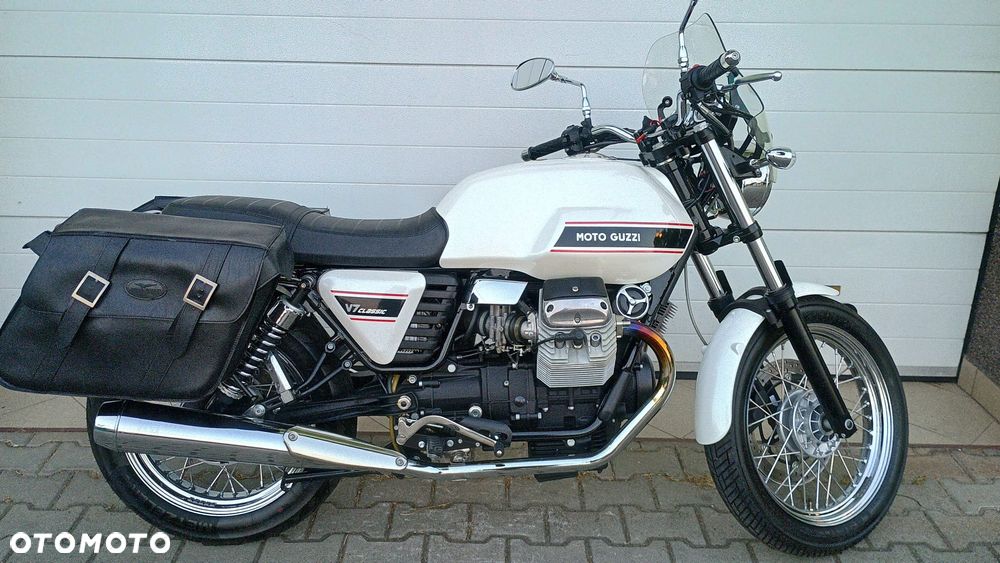 Moto Guzzi V7 - 21