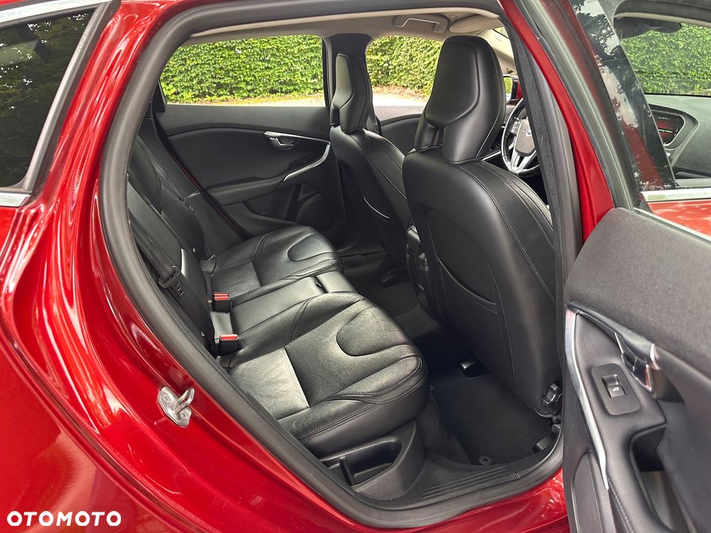 Volvo V40 D4 Inscription - 6