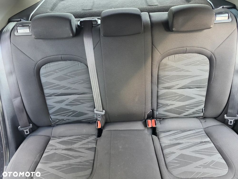 Kia Ceed Cee'd 1.6 CRDi M - 23
