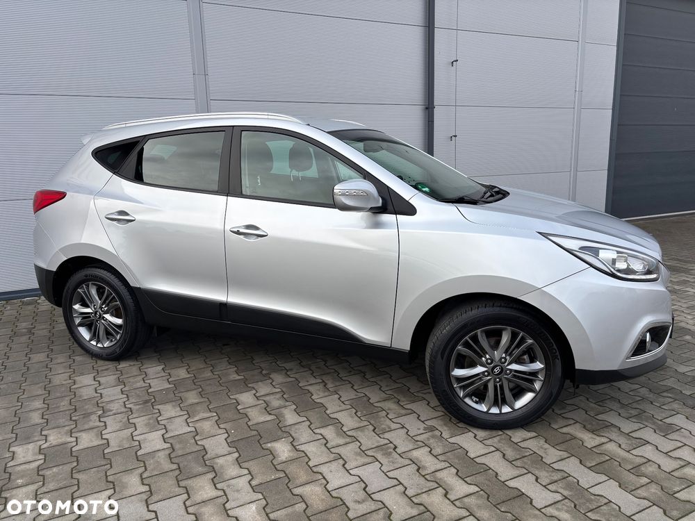 Hyundai ix35 blue 1.6 2WD Finale Silver - 4