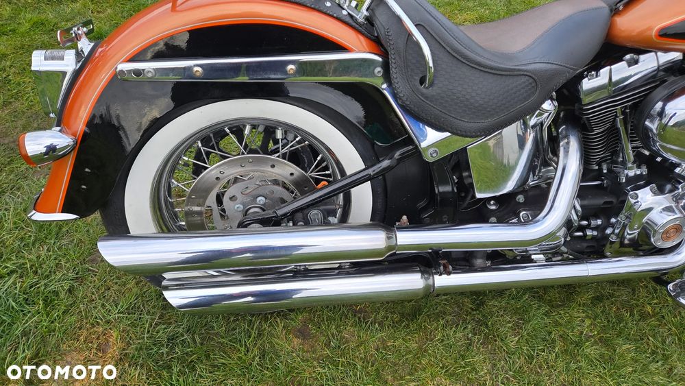 Harley-Davidson Softail Deluxe - 13