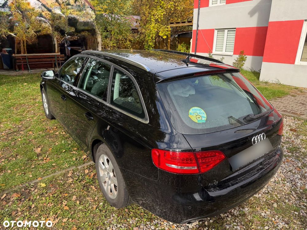 Audi A4 Avant - 4