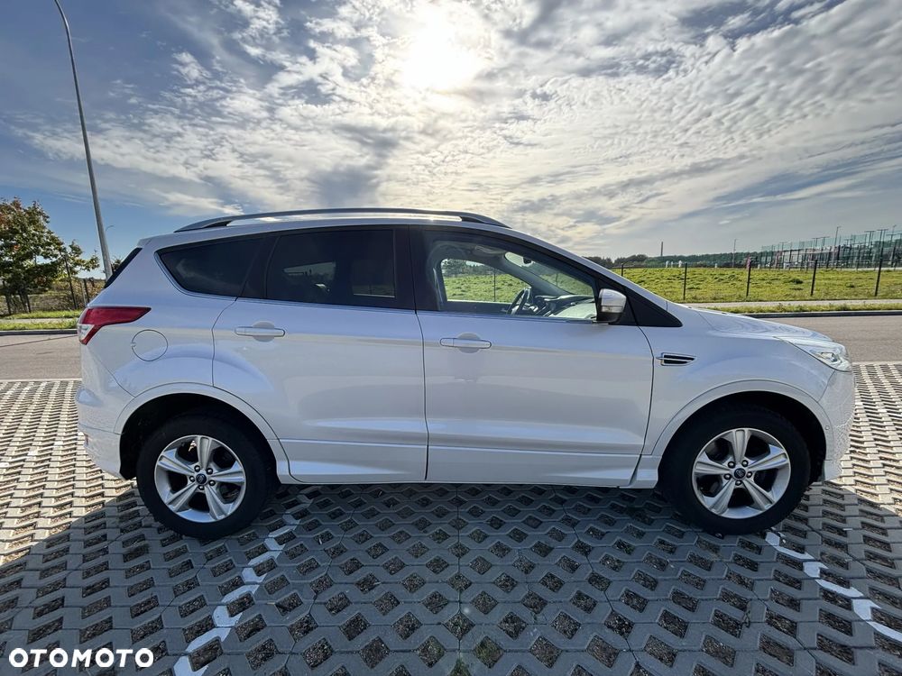 Ford Kuga 2015 photo 4