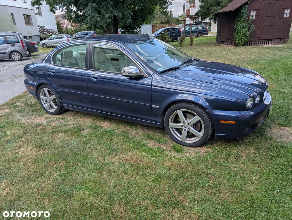 Jaguar X-Type - 1