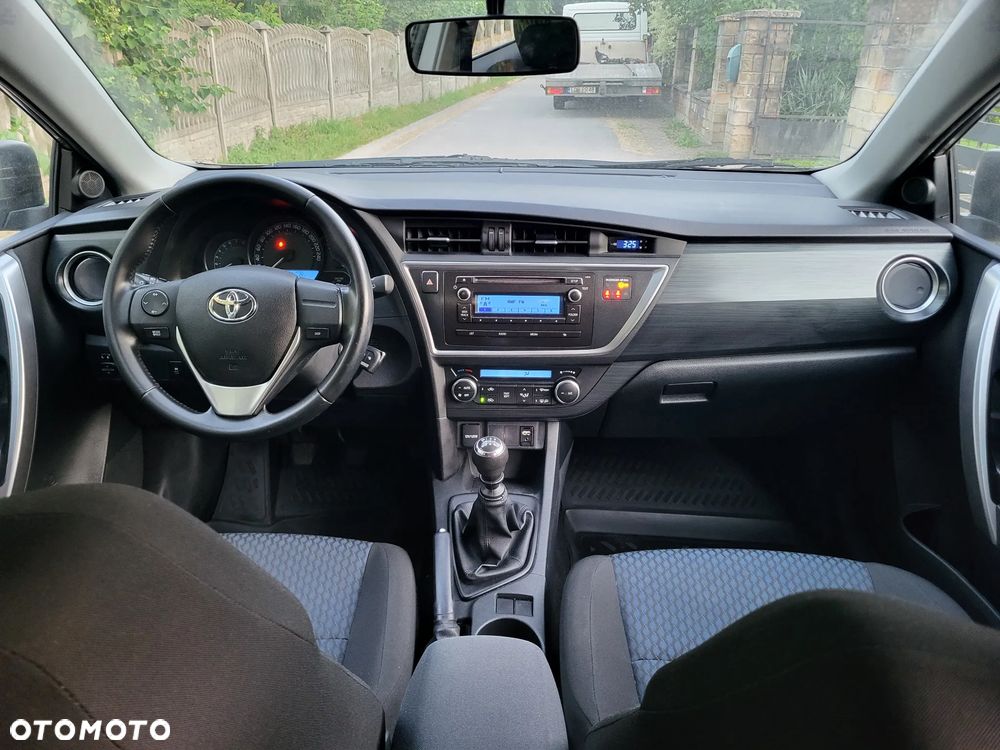 Toyota Auris 1.33 VVT-i Classic - 27