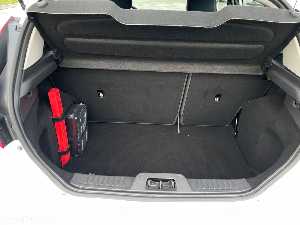 Ford Fiesta 1.0 EcoBoost Titanium - 16