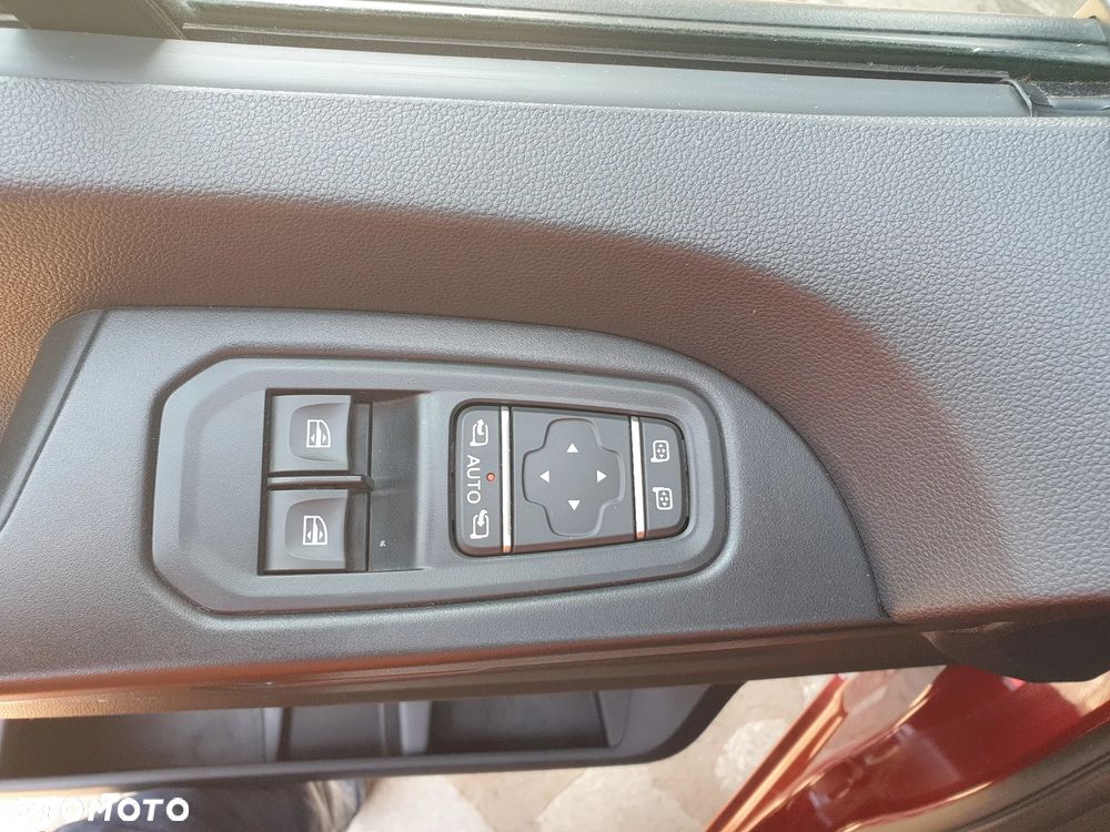 Renault Trafic 2.0 dCi Escapade - 11