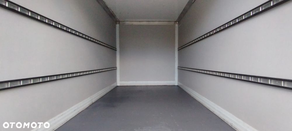 Volkswagen Crafter - 5