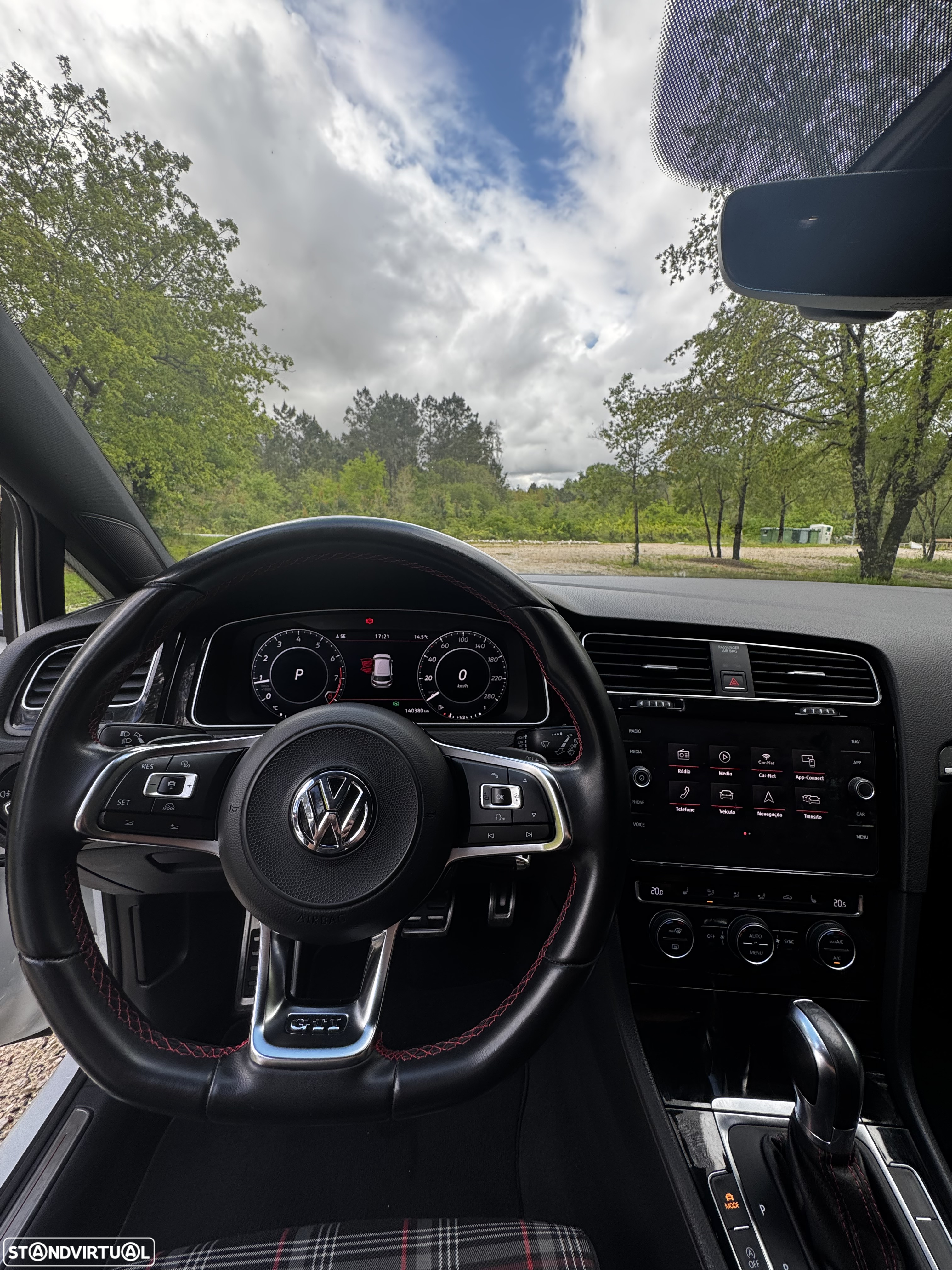 VW Golf 2.0 TSI GTI DSG Performance - 15