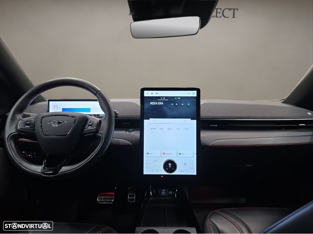 Ford Mustang Mach-E Alargada AWD - 12
