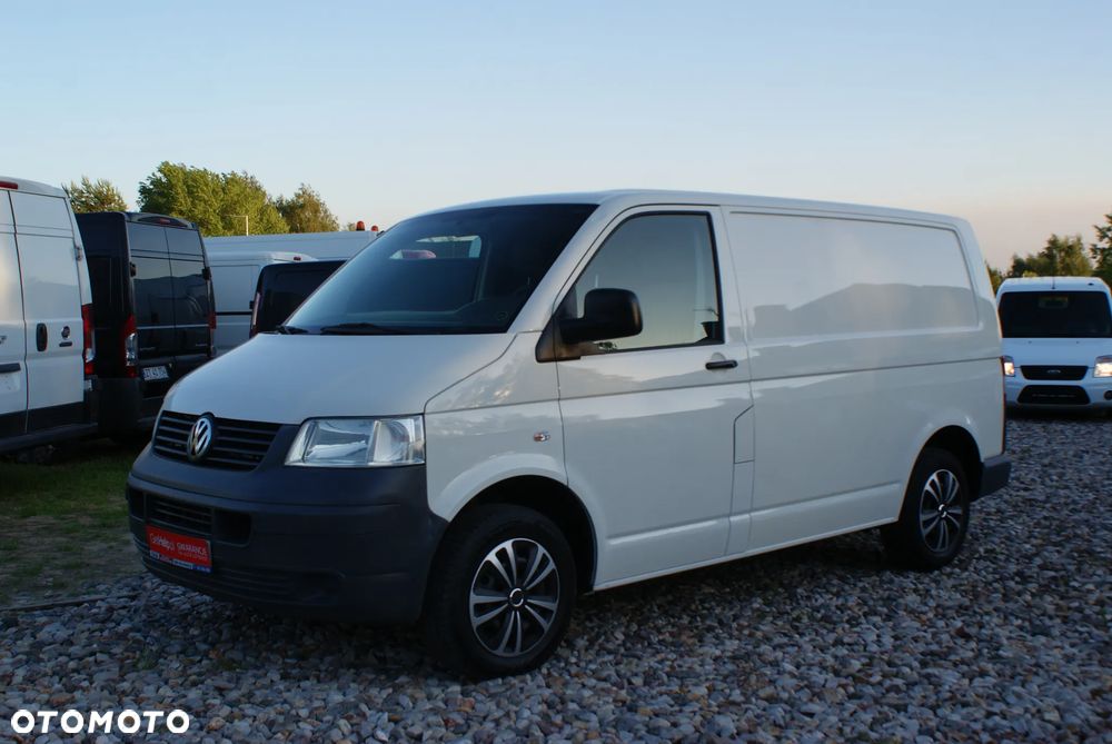 Volkswagen Transporter T5 - 3