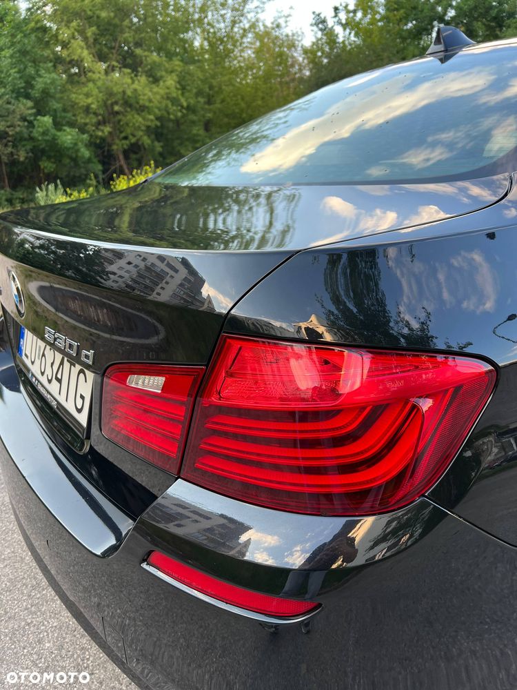 BMW Seria 5 530d xDrive Luxury Line - 21