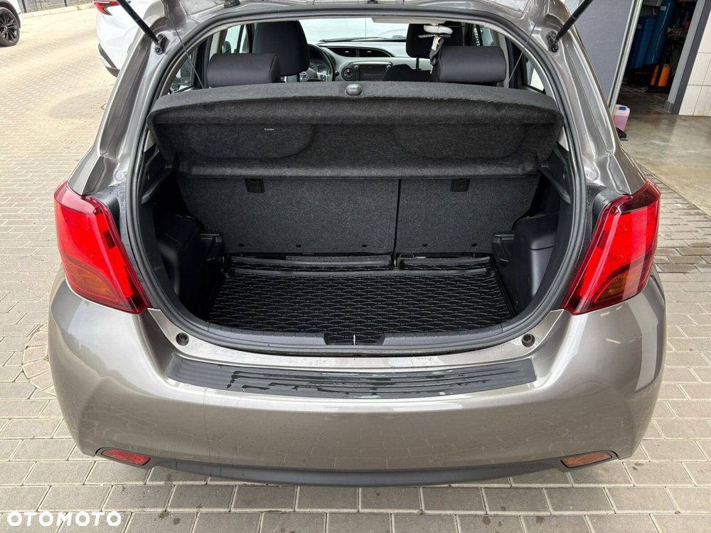 Toyota Yaris 1.33 Premium EU6 - 16