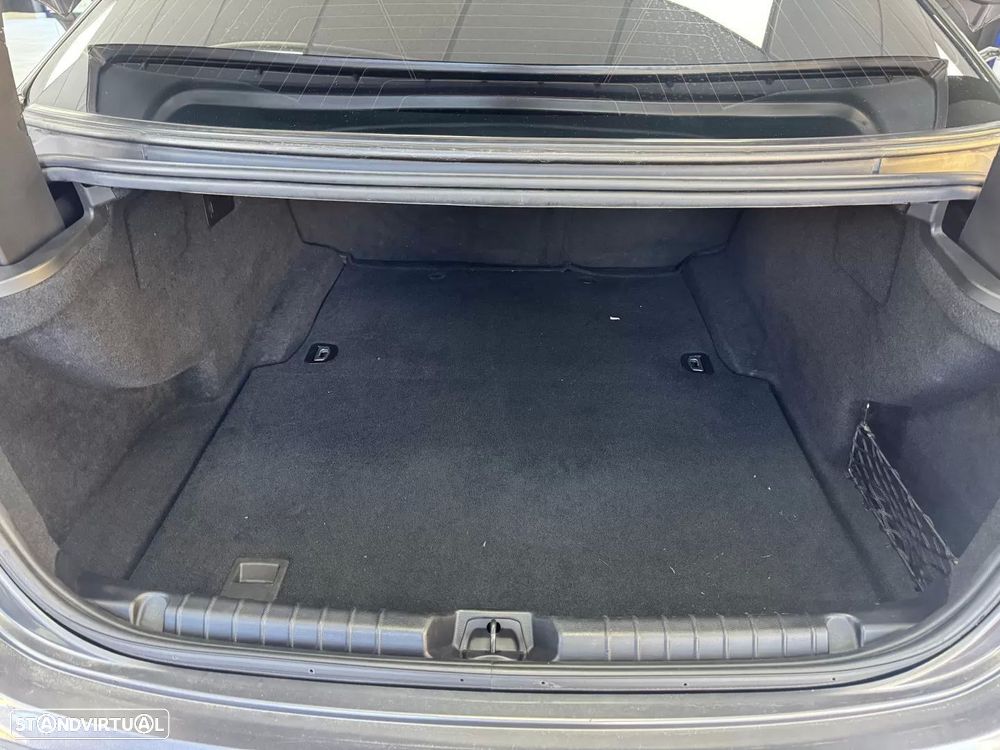 Maserati Ghibli 3.0 V6 - 47