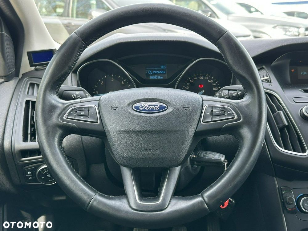 Ford Focus - 21