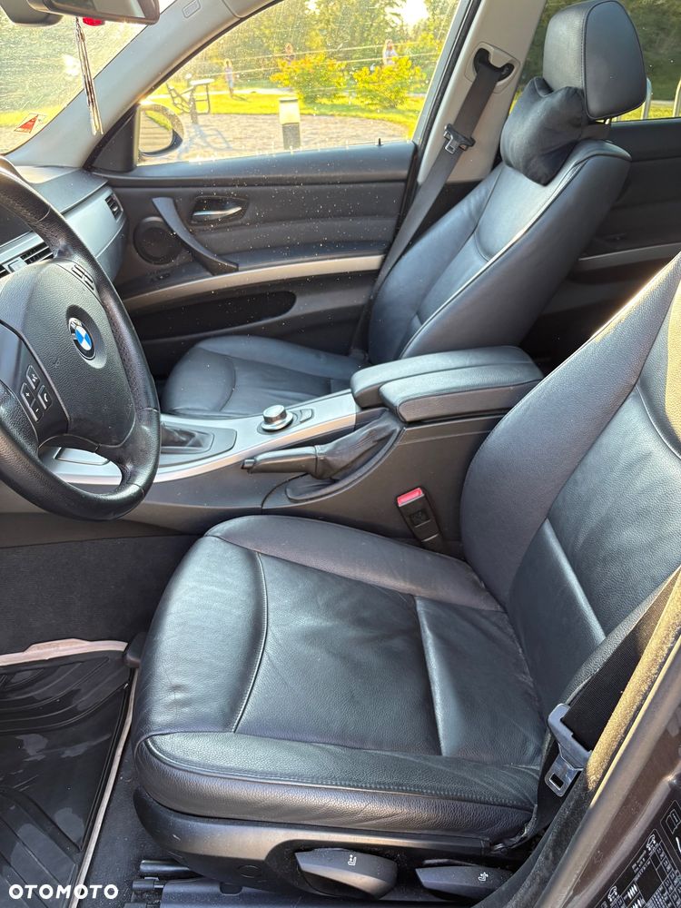 BMW Seria 3 320d DPF - 8