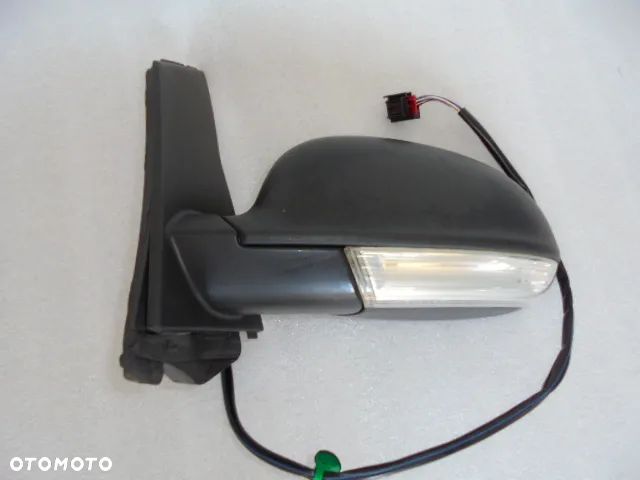 LUSTERKO ZEWNĘTRZNE GOLF V+ - 2
